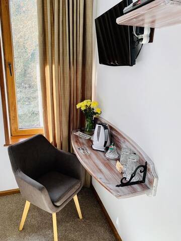 Фото номера Двухместный номер Делюкс с 1 кроватью Гостевой дом Guest House Holiday in Melnik г. Мелник 4