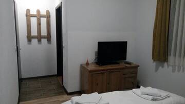 Фото номера Двухместный номер с 1 кроватью Гостевой дом Guesthouse White Margarit г. Мелник 35