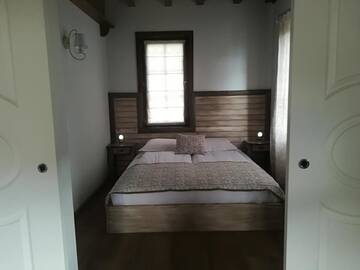 Фото номера Люкс с балконом Гостевой дом Manoleva House г. Мелник 6