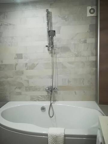 Фото номера Трехместный номер с ванной Гостевой дом Manoleva House г. Мелник 5