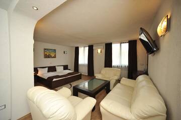 Фото номера VIP-люкс Отель Hotel Melnik г. Мелник 9