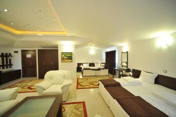 Фото номера Люкс VIP (для 4 взрослых) Отель Hotel Melnik г. Мелник 5
