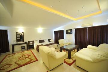 Фото номера Люкс VIP (для 4 взрослых) Отель Hotel Melnik г. Мелник 6