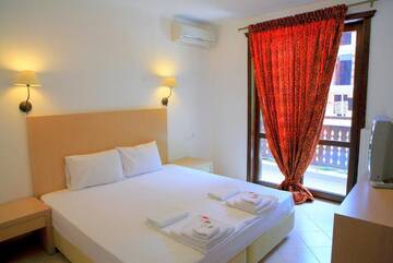 Фото номера Двухместный номер с 1 кроватью Отель Elli Greco Hotel г. Мелник 5